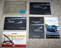 2011 Hyundai Elantra Owner's Manual Set