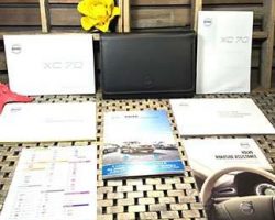 2016 Volvo XC70 Owner's Manual Set
