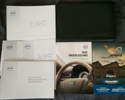 2017 Volvo V60 Cross Country Owner's Manual Set