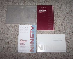 1990 Dodge Dakota Owner's Manual Set