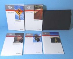 2011 Toyota Camry Hybrid Owner's Manual Set