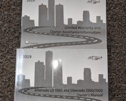 2019 Chevrolet Silverado Owner's Manual Set - Old Style