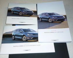 2017 Chrysler Pacifica Hybrid Owner's Manual Set