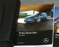 2017 Mercedes Benz B-Class B250e Electric Drive Owner's Operator Manual User Guide Set