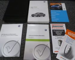 2017 Volkswagen Passat Owner's Manual Set