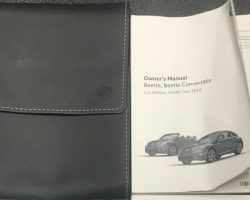 2018 Volkswagen Beetle & Beetle Convertible Owner's Manual Set