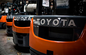 TOYOTA FORKLIFT 30-7FBCU35 Manuals: Operator Manual, Service Repair, Electrical Wiring and Parts