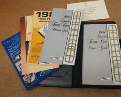 1987 Lincoln Town Car Owner's Manual Set