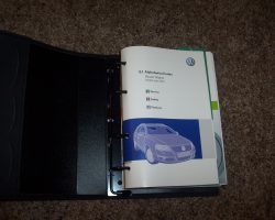 2010 Volkswagen Passat Wagon Owner's Manual Set