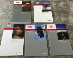 2012 Toyota Prius V Owner's Manual Set