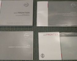 2019 Nissan Frontier Owner's Manual Set
