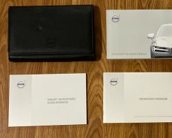 2024 Volvo V60 Owner Operator User Manual Set